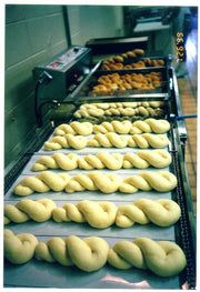 Belshaw Donut Robot® Mark VI Standard  (4 variables in Variants) - Donut-Equipment.com